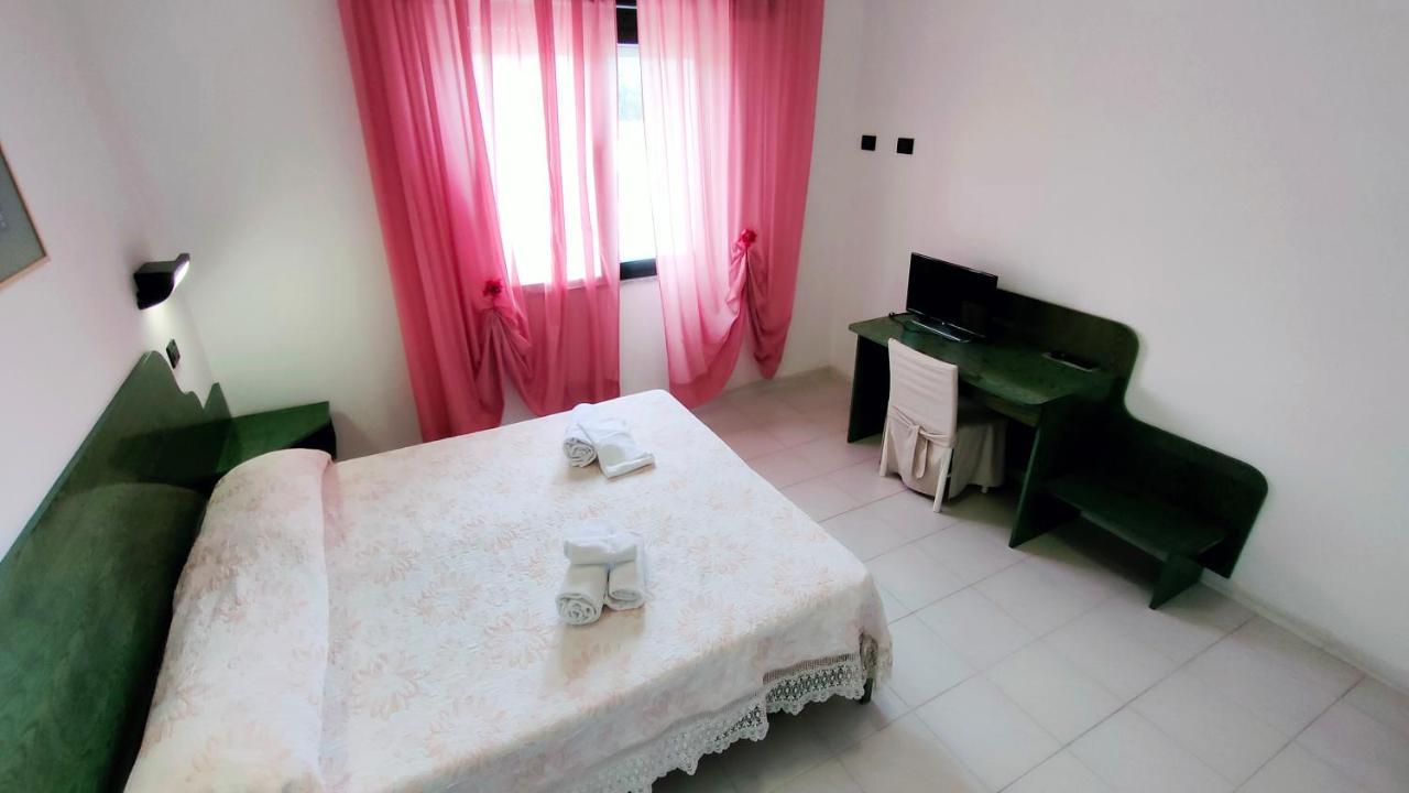 Hotel Mater Mediterranea Senorbi Exterior photo