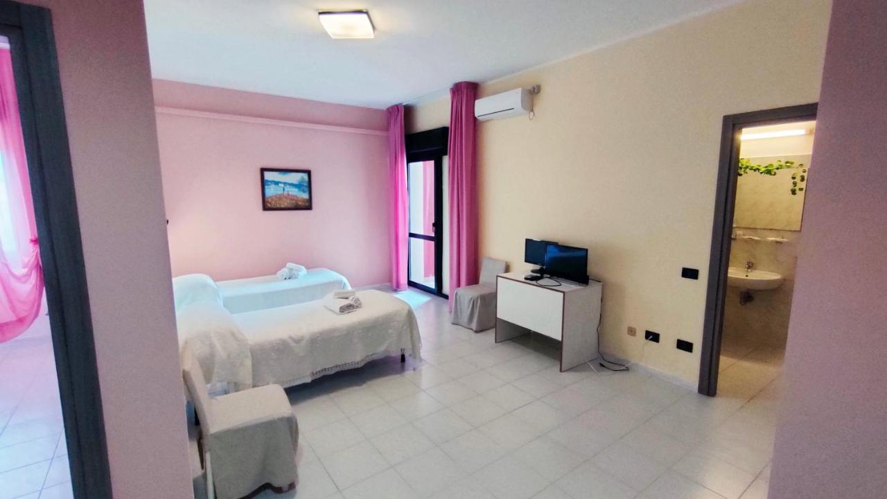 Hotel Mater Mediterranea Senorbi Exterior photo
